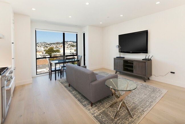Building Photo - 134B Lexington St Rental