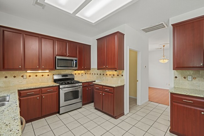 Photo - 17107 Cradle Cove Ct
