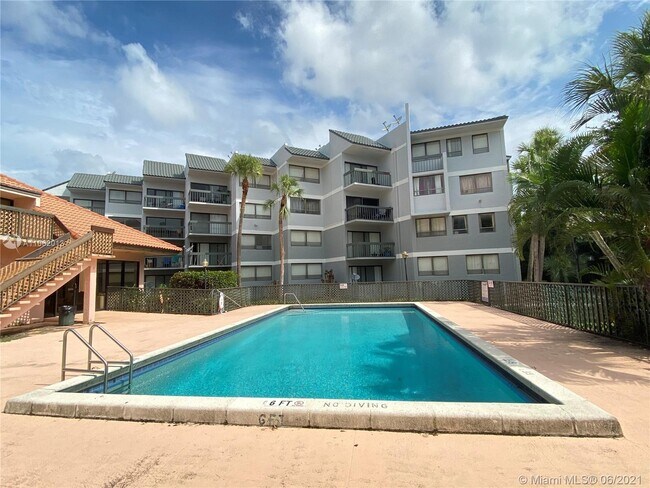 Photo - 2050 N Congress Ave