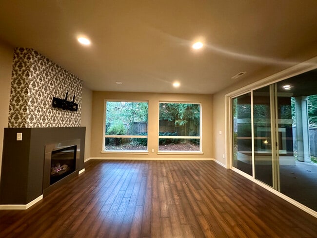 Photo - 2707 122nd Pl SE