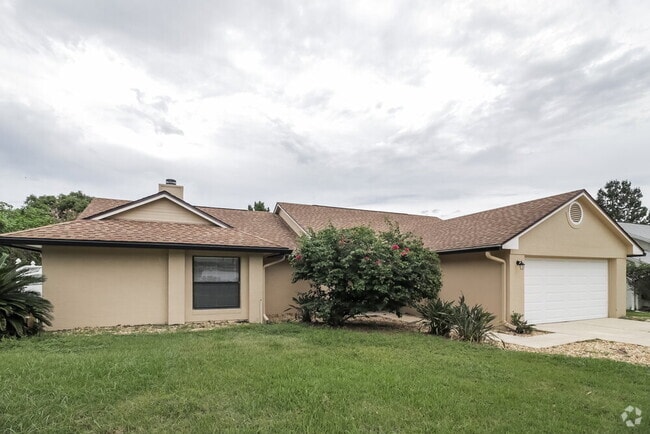 Building Photo - 1066 Weaver Dr Rental