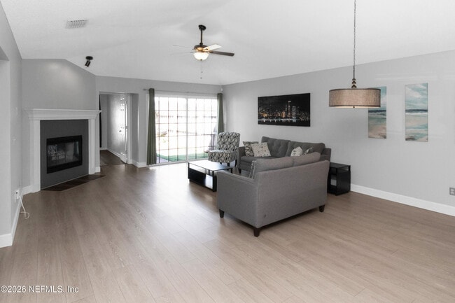 Photo - 1720 Wildwood Creek Ln