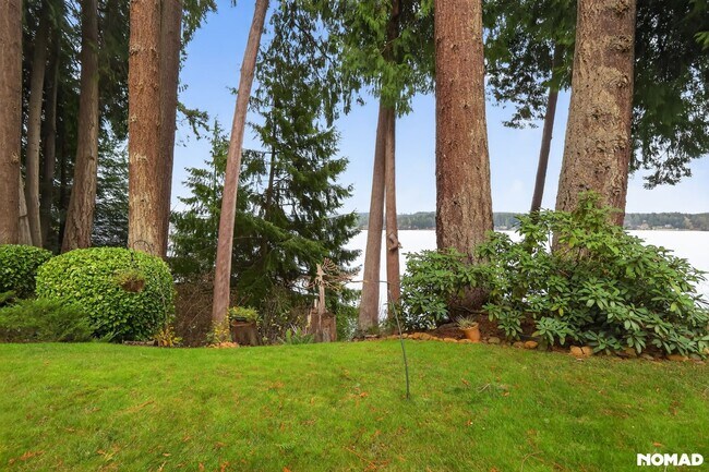 Photo - 28790 WA-104