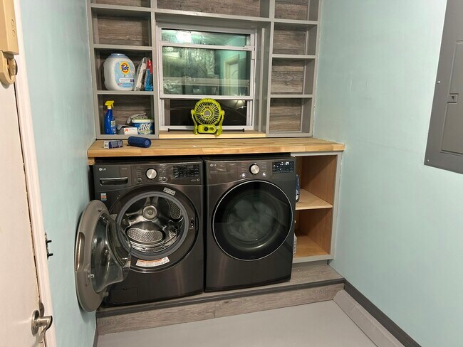 Photo - 2850 Greenridge Rd