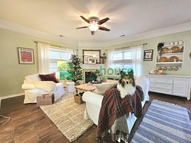 Photo - 820 Gem Ct