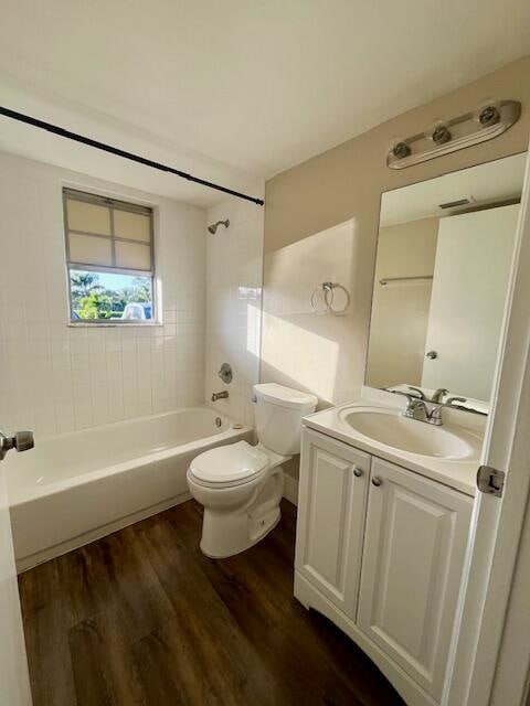 Photo - 3440 Rudolph Rd Unidad 2