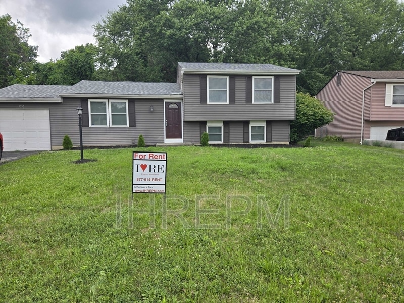 Photo - 3557 Red Clover Pl House