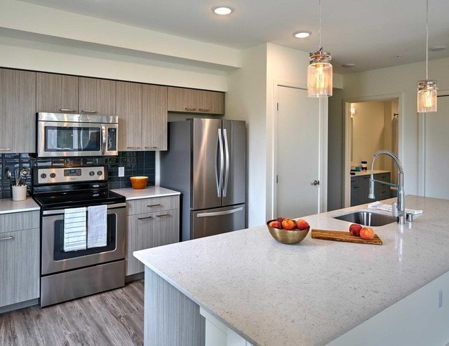 Building Photo - The Hadley Rental
