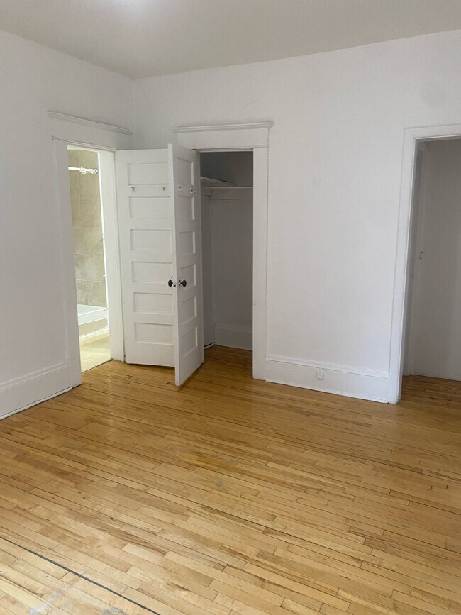 Photo - 362 Friel St Unit 8