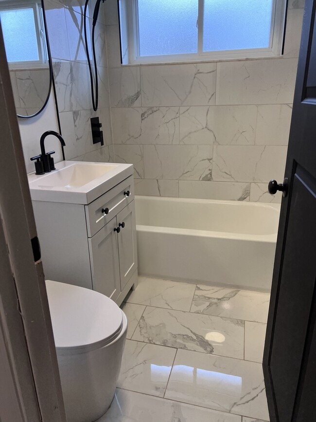 Photo - 2200 Old Glenview Rd