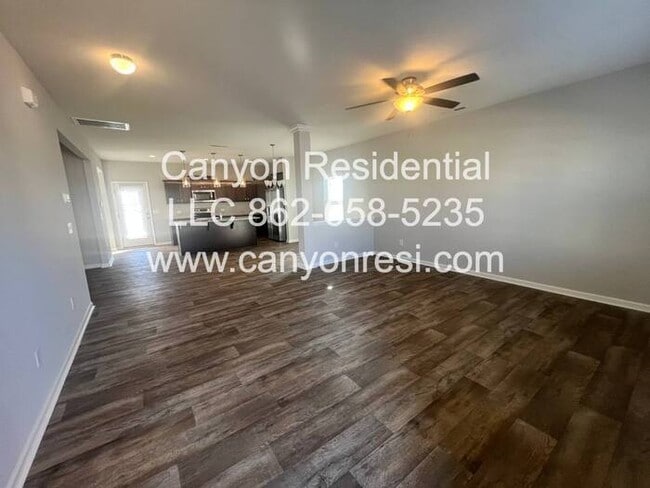 Photo - Beautiful 3 Bedroom 2.5 bath in well sough...