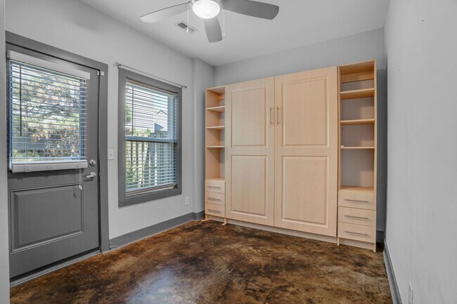 Photo - Conveniently located 2-bedroom townhome in Germantown!