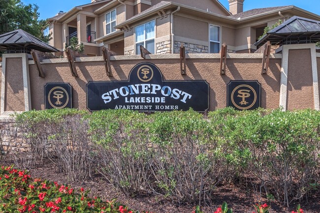 Stonepost Lakeside