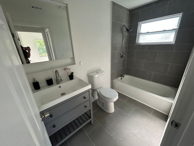 Photo - Charming & Completely Remodeled 3-Bedroom ...