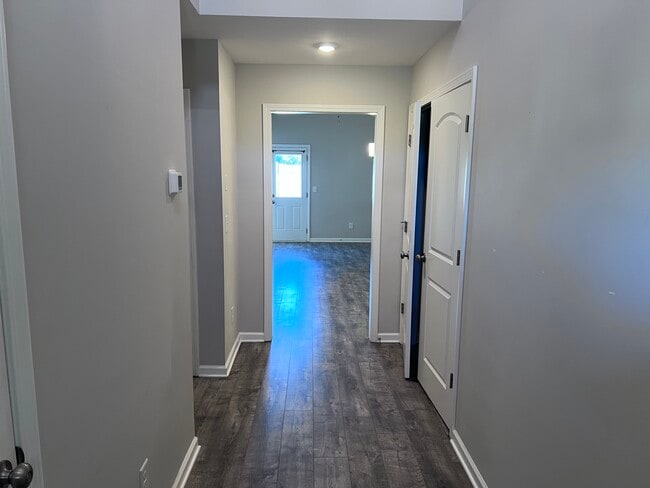 Photo - 3250 Clemons Cir