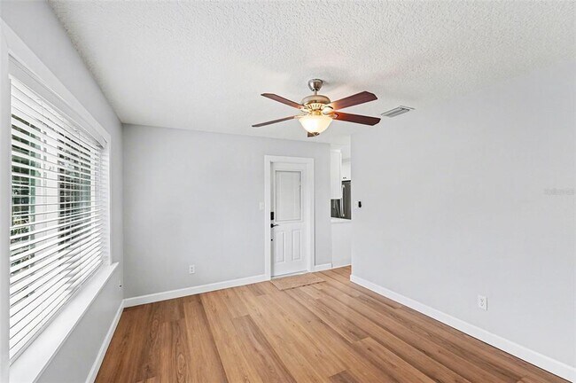 Photo - 9605 N Edison Ave