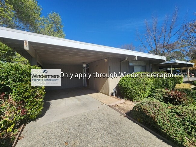 Photo - Halfplex Gem at River College Square- Available Now!