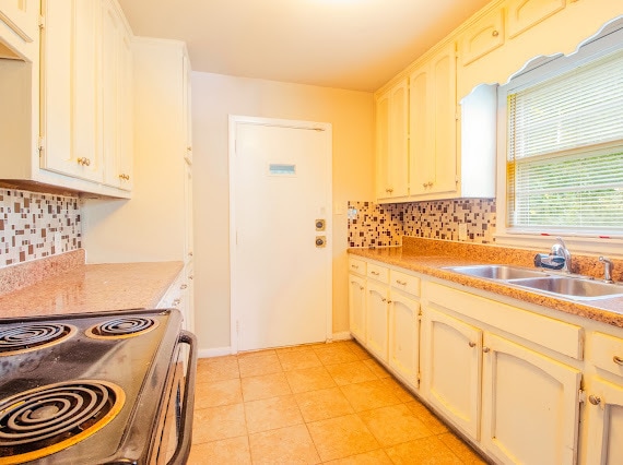 Photo - 616 86th St S