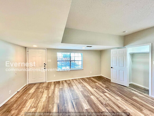 Photo - 415 W Light St