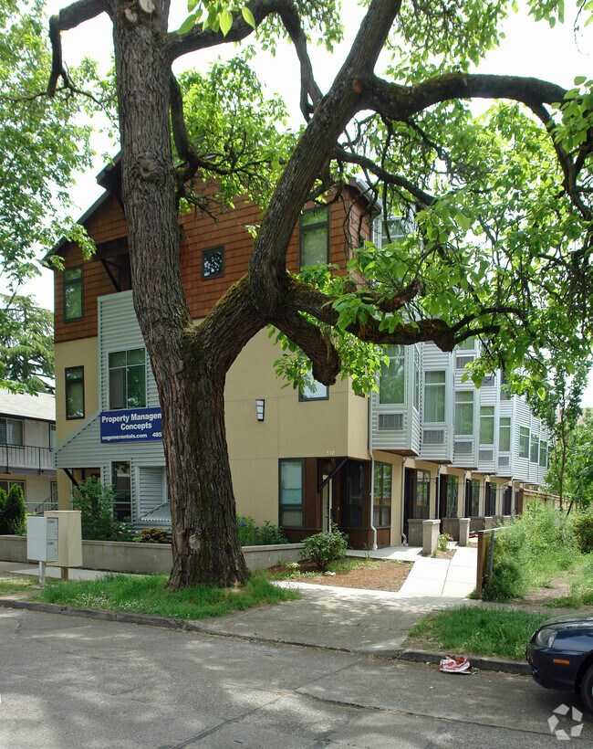 Photo - Steelhead Townhouses