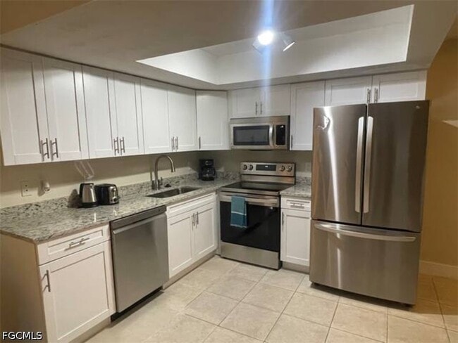 Photo - 335 Tarpon Dr