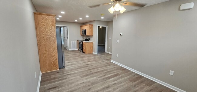 Photo - Beautiful Townhome in Central Manchester!