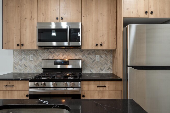 Photo - 782 Grand St Unit 1
