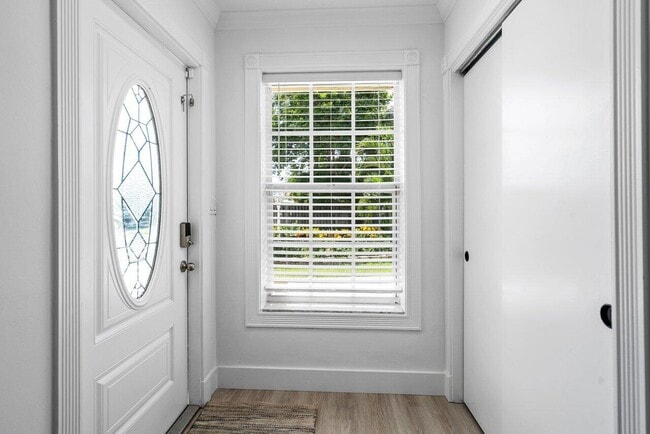 Photo - 5221 NE 26th Ave