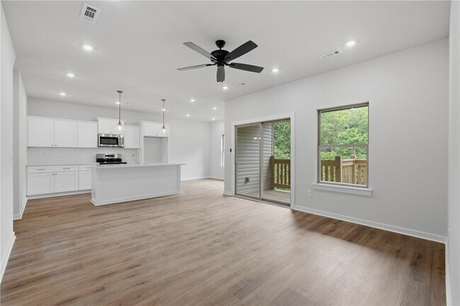 Photo - 6 Lowick Ln