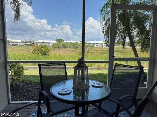 Building Photo - 1420 Sweetwater Cove Unit 102