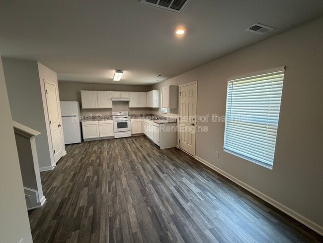 Photo - 4100 Devonwood Ct