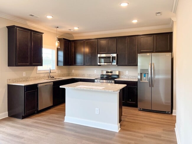 Photo - Beautiful Like-New 3 bed/2.5 bath w/ 2-car garage & fenced in backyard available June 24th!