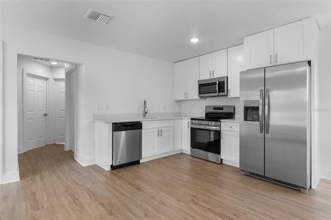 Photo - 5051 43rd St S