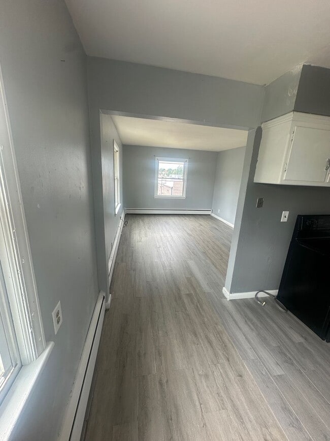 Photo - 7105 W Capitol Dr Unit 1