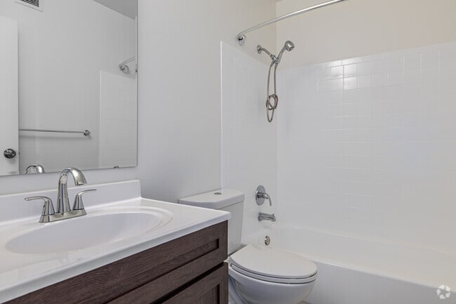 2BR, 2.5BA - 1,555SF - Second Bathroom