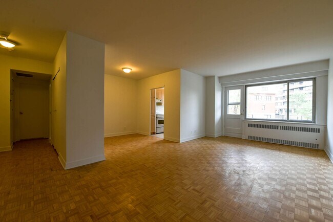 Photo - 3555 Chem. de la Côte-des-Neiges Unit 416