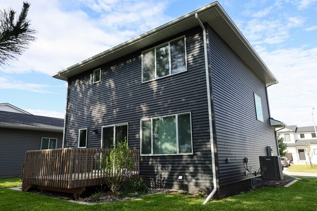 Photo - 4728 167th St