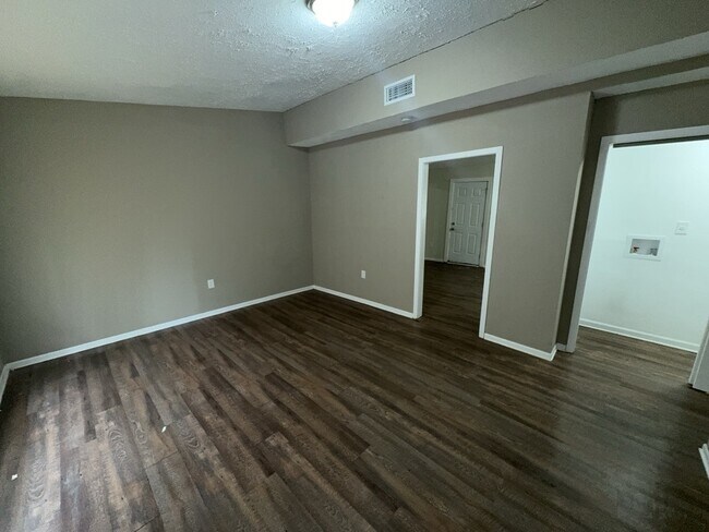 Photo - 3320 Ridgeland Dr