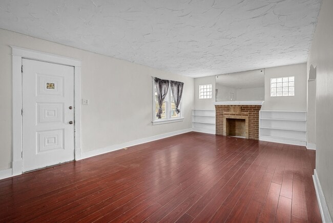 Photo - 246 Louisa Ave