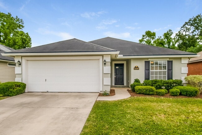 Building Photo - 12100 Hayden Lakes Cir