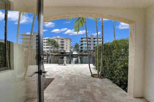 105 Isle of Venice Dr