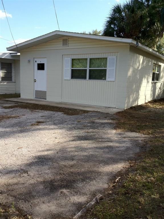 Photo - 2002 20th St W