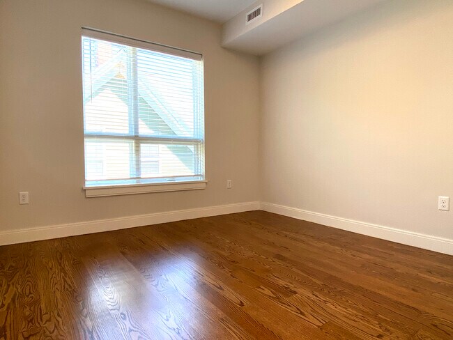 3 Everett Ct Unidad 401