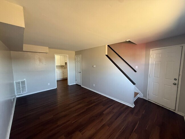 Photo - 1705 Lamb Ave Unit A