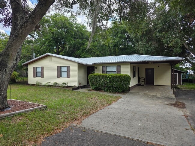 Building Photo - 621 S W Orange Ave Rental