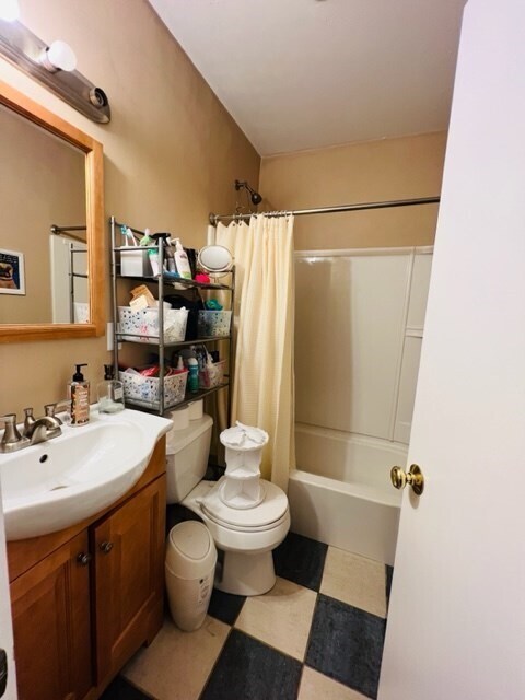 9 Rice St Unit 5##