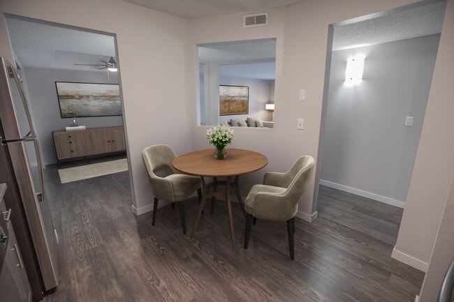 Photo - Bristol Village Apartments