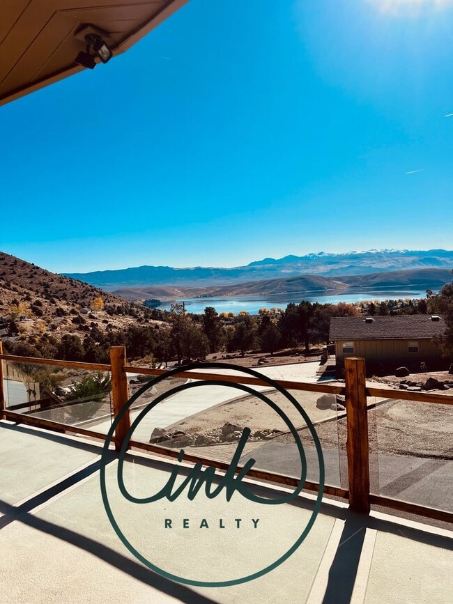 Photo - Charming Cabin-Style Home with Stunning To...