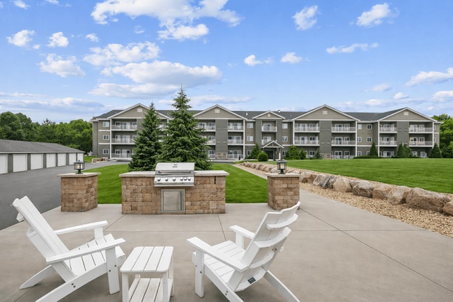 Photo - Lake Ridge Apartments