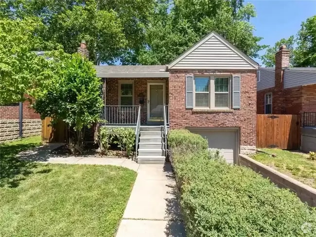 Building Photo - 8739 White Ave Rental
